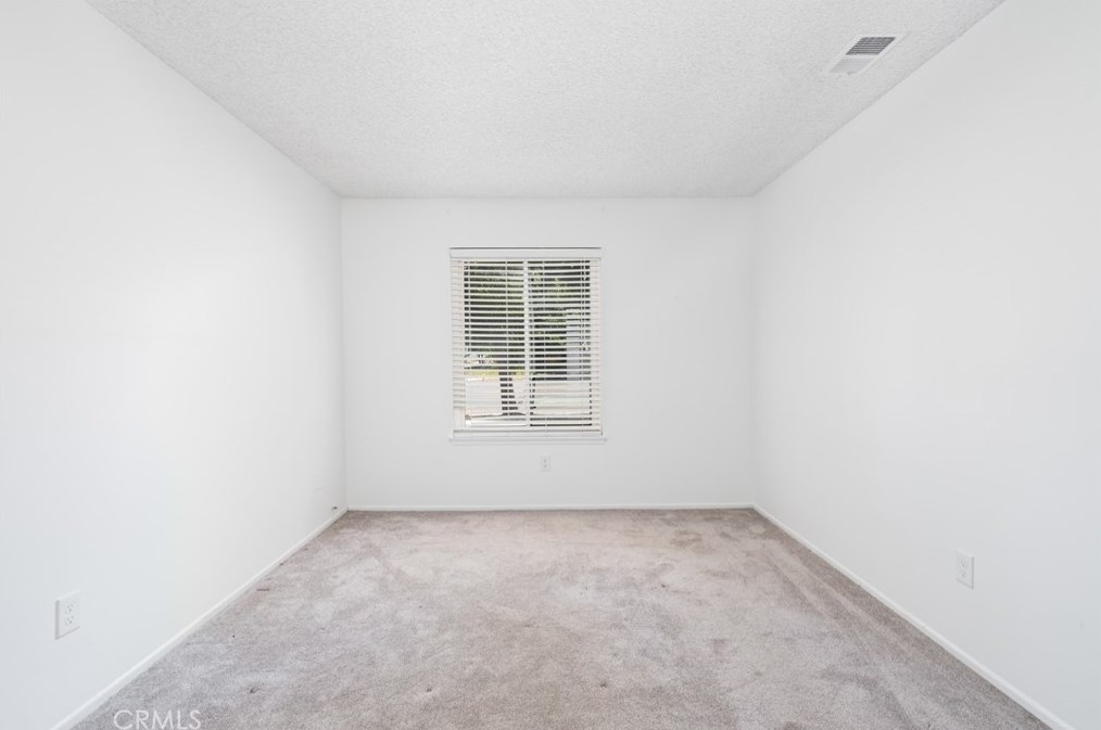 10 Ford St, Redlands CA  92374-6328 exterior