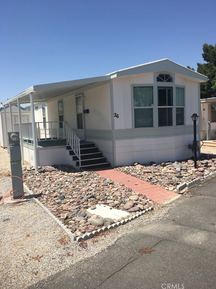 22601 Bear Valley Rd #26, Apple Valley, CA 92308