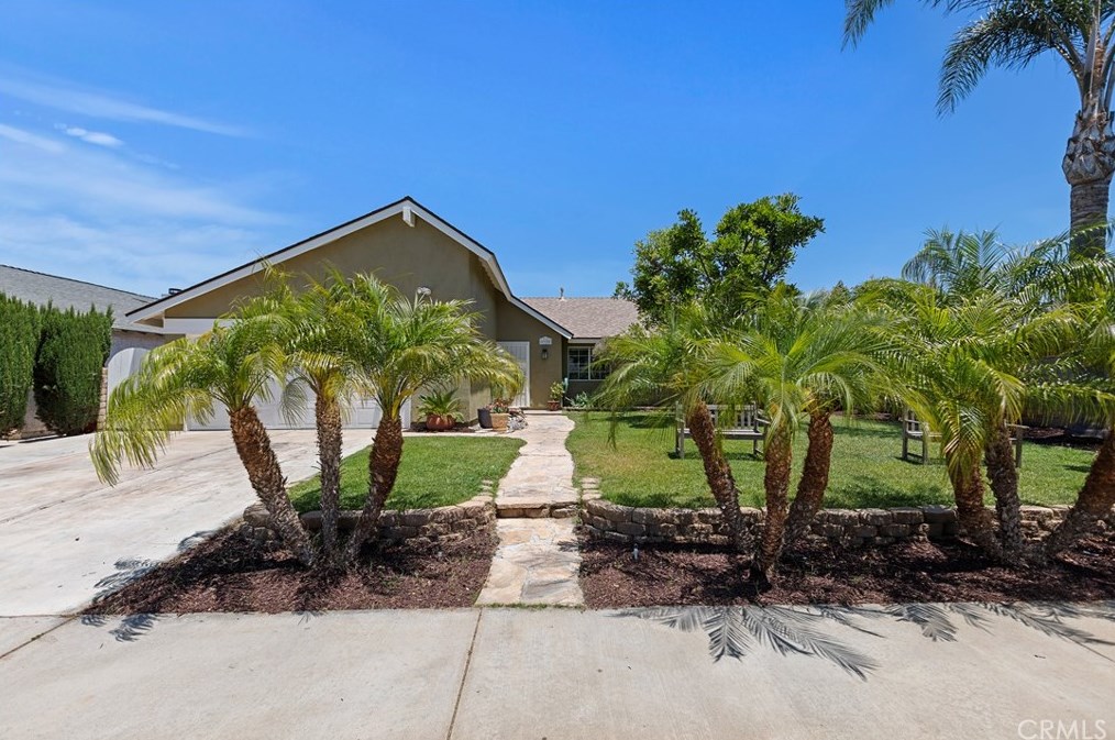6920 Dorinda Dr, Riverside, CA 92503