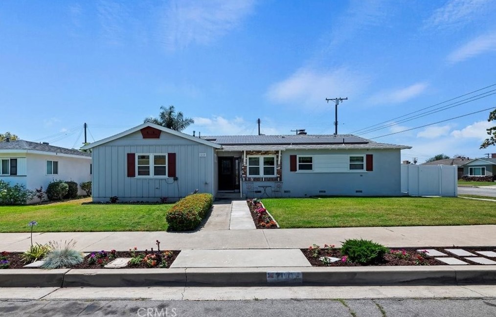 210 Carmen Cir, Orange, CA 92868-2626