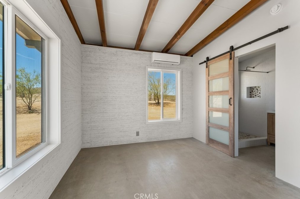 2633 Kickapoo Trl, Yucca Valley CA 92285-3419 exterior