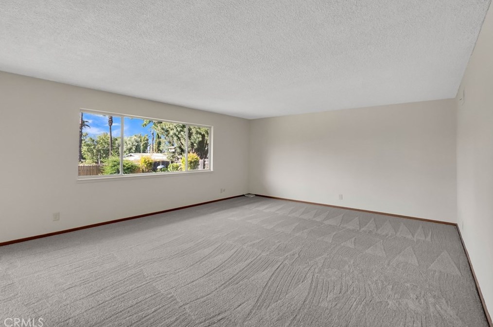 1961 Wetherly Way, Riverside CA 92506-3564 exterior