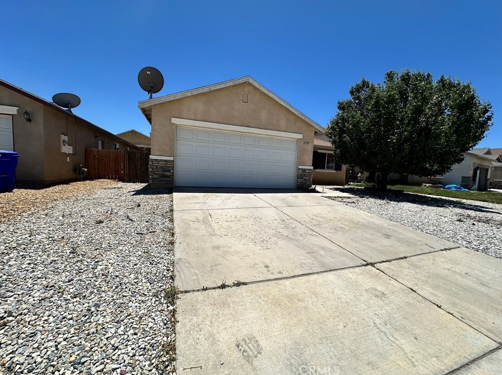 11795 Charwood Rd, Victorville, CA 92392