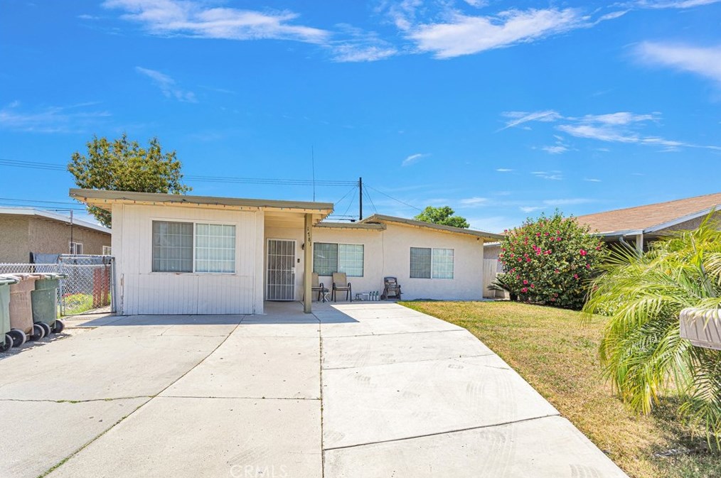 1781 Jantzen Dr, Colton, CA 92324