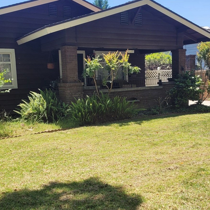 530 E St, Ontario, CA 91764-4226