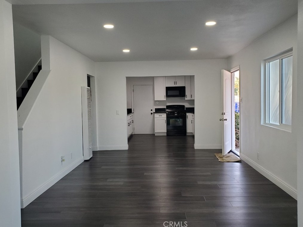 2934 Glenview Ave, San Bernardino, CA 92407-6644