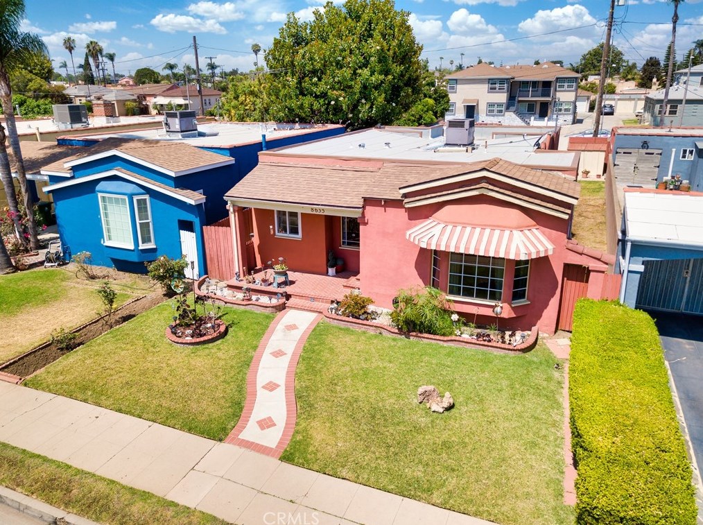 8635 Haas Ave, Los Angeles CA  90047-3220 exterior