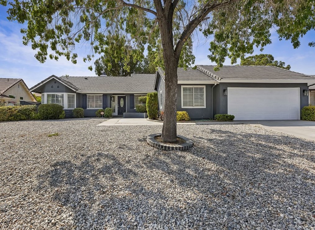 14709 Ponderosa Ranch Rd, Victorville, CA 92392