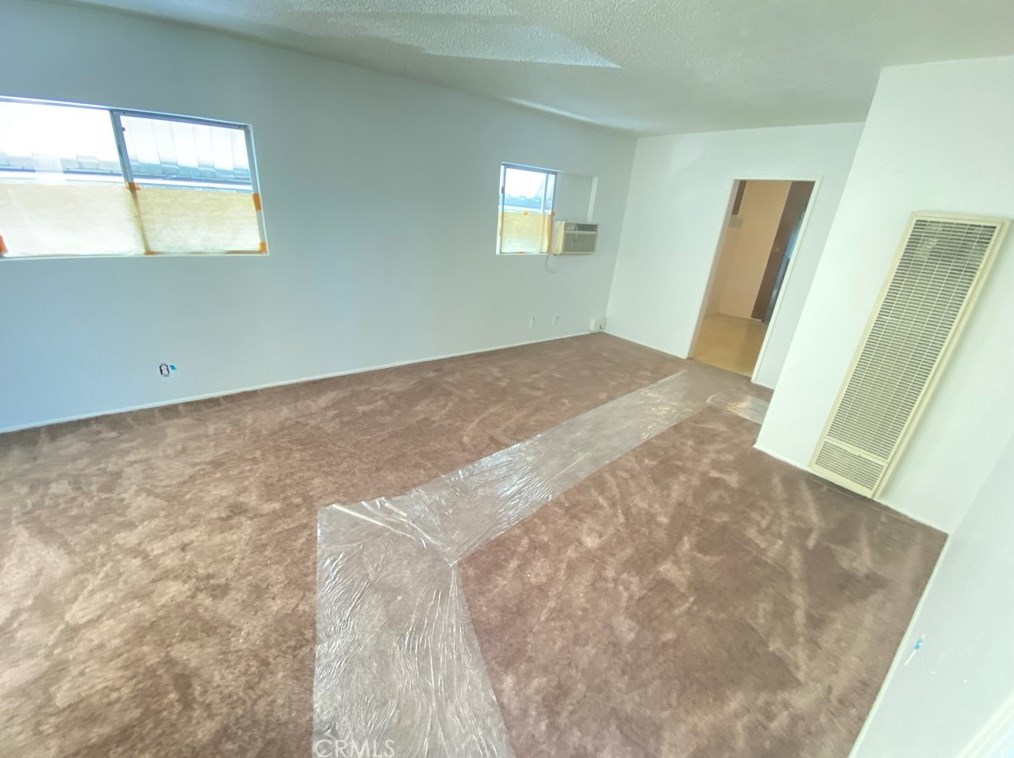 8501 Vanport Ave, Whittier, CA 90606-3324