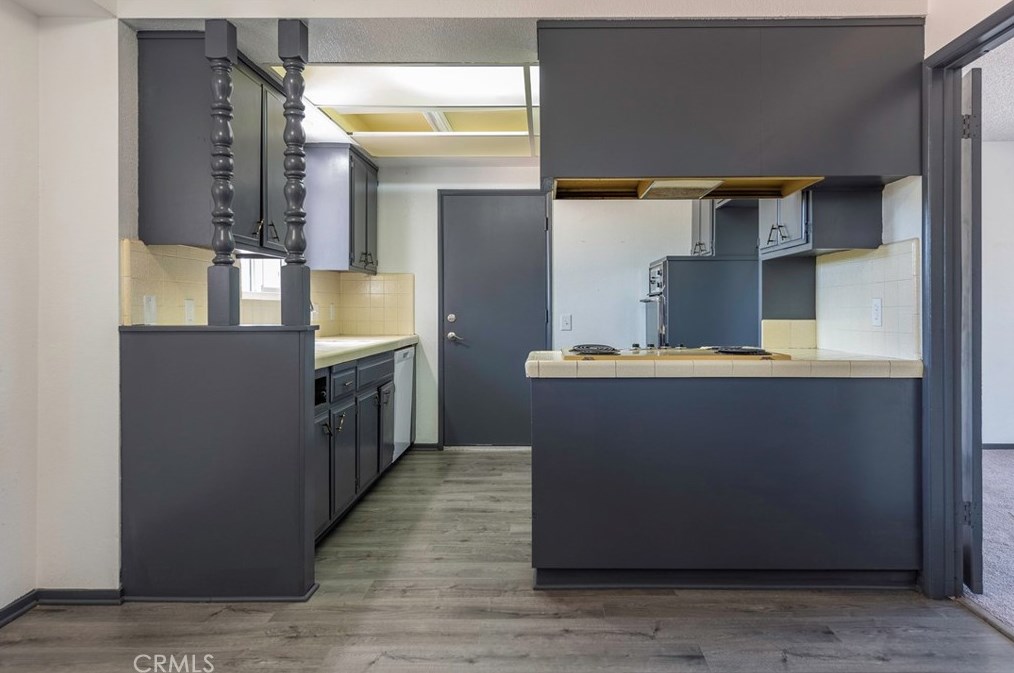 14524 Willow St, Hesperia CA  92345-2725 exterior