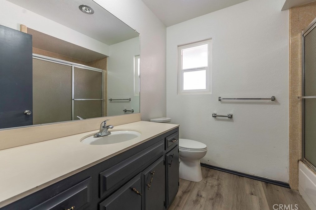 14524 Willow St, Hesperia CA  92345-2725 exterior