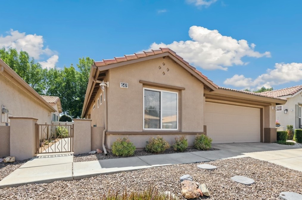 641 Twin Hills Dr, Banning, CA 92220