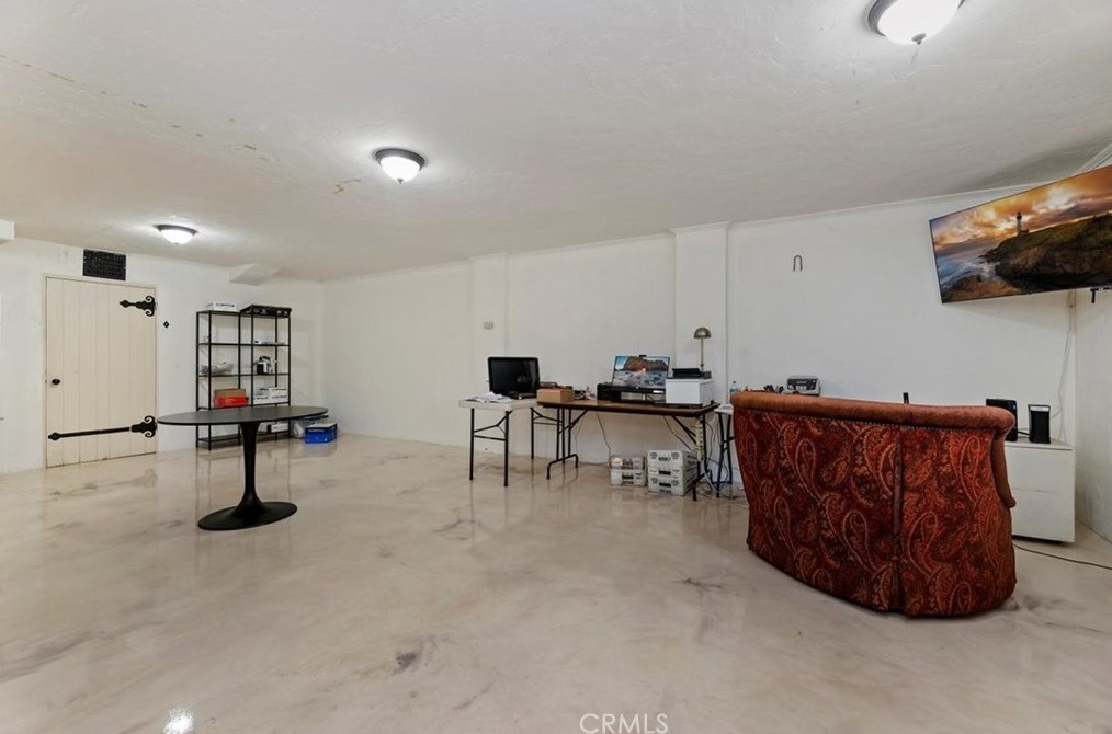3014 Pine St, Riverside CA  92501-2364 exterior