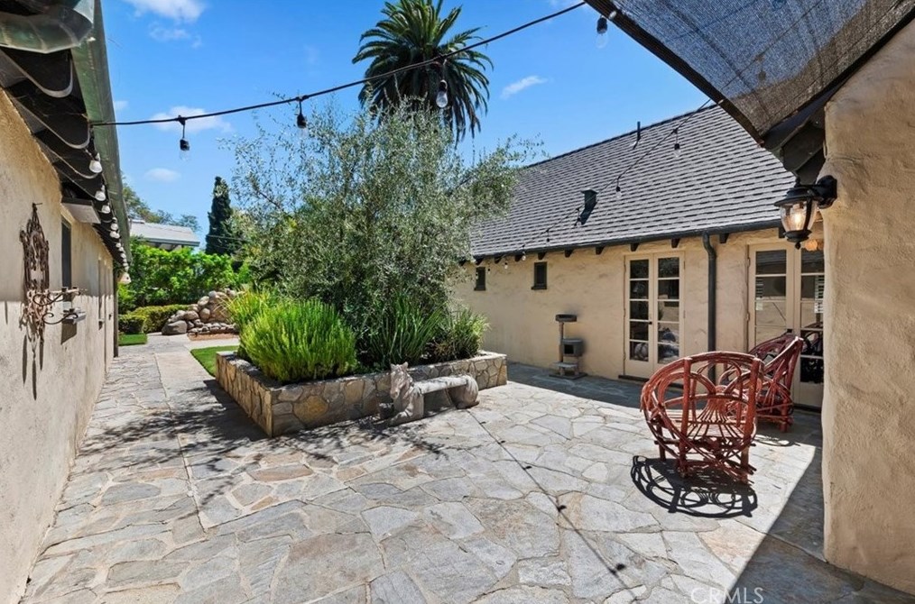 3014 Pine St, Riverside CA  92501-2364 exterior