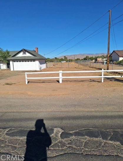 9133 Seventh Ave, Hesperia, CA 92345