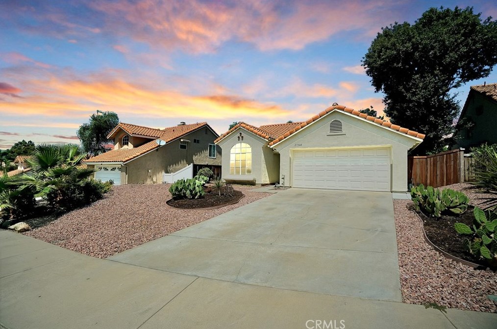 27568 Rosebay Ct, Temecula, CA 92591-6115