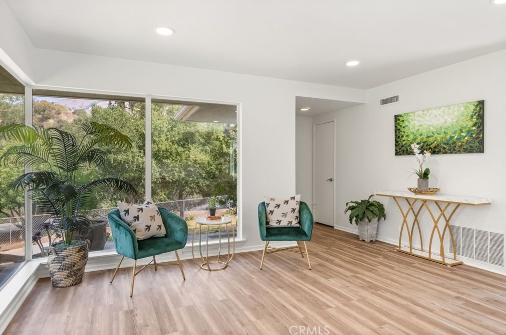 250 Edgemont Pl, Glendora, CA 91741