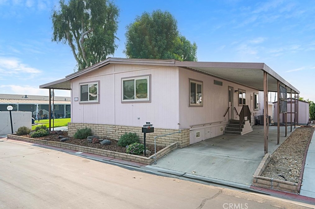 1456 E Philadelphia St Spc 287, Ontario, CA 91761
