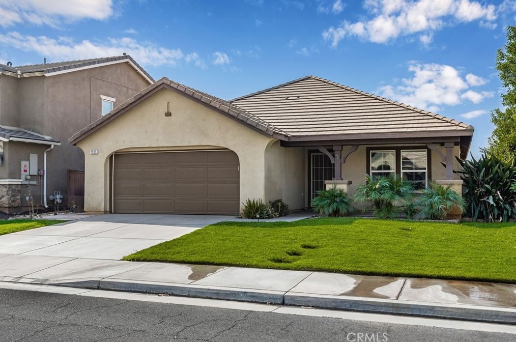 1335 Crown Imperial Ln, Beaumont, CA 92223
