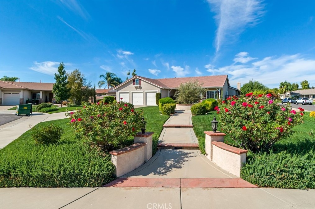23914 Susana Way, Murrieta, CA 92562