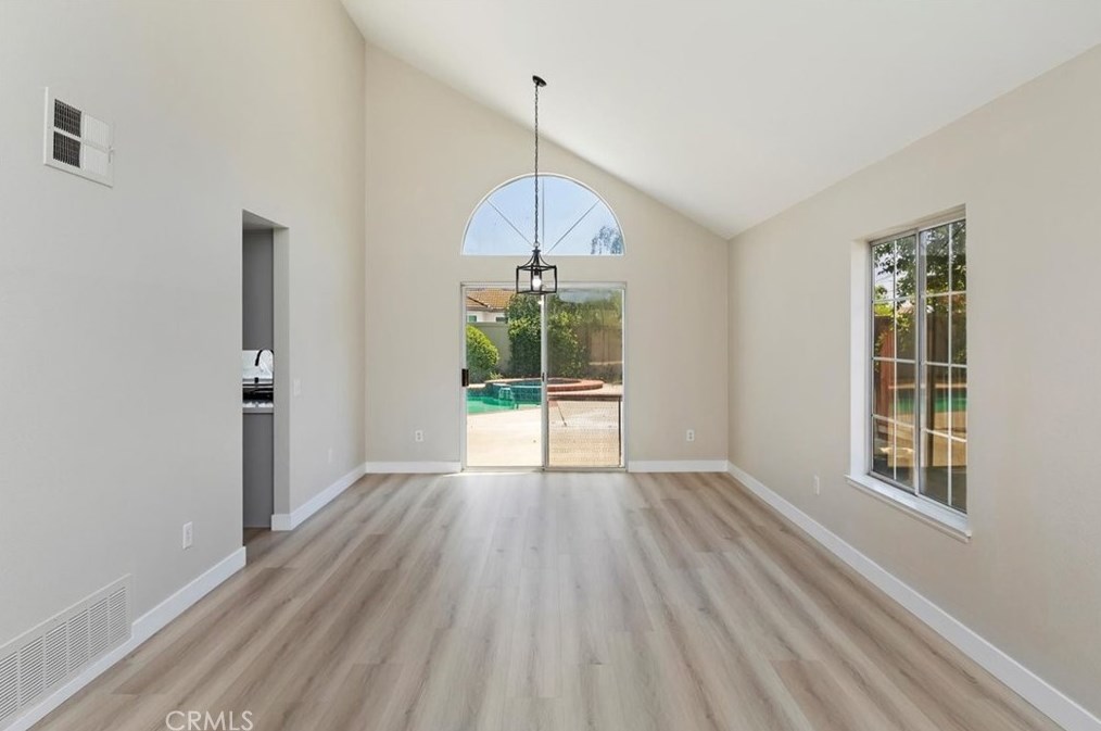 20443 Sugar Gum Rd, Riverside CA  92508-3005 exterior
