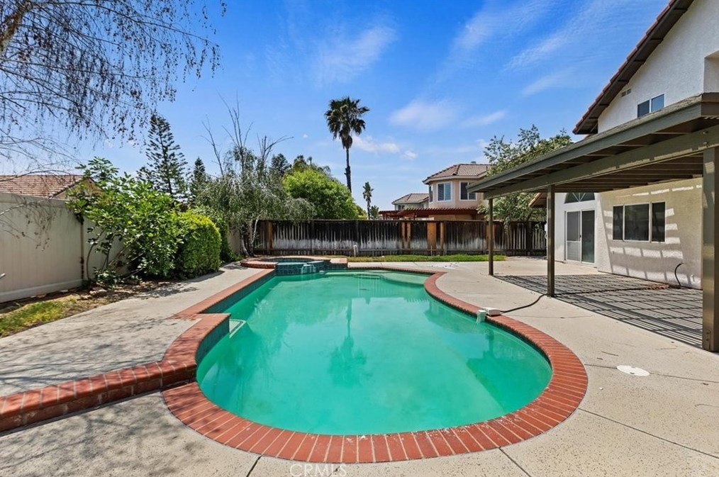 20443 Sugar Gum Rd, Riverside CA  92508-3005 exterior