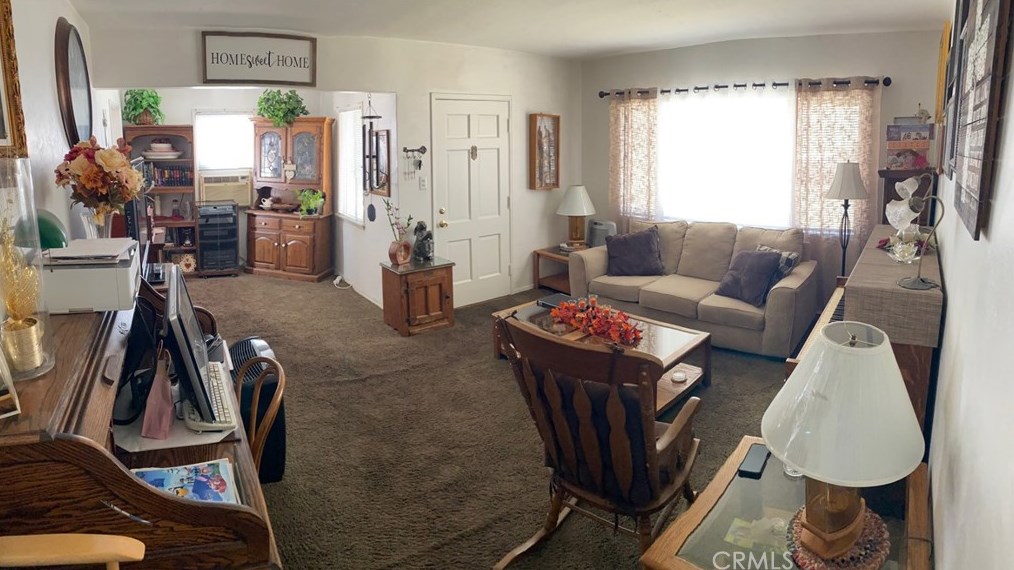 2214 Roswell Ave, Long Beach, CA 90815-2511