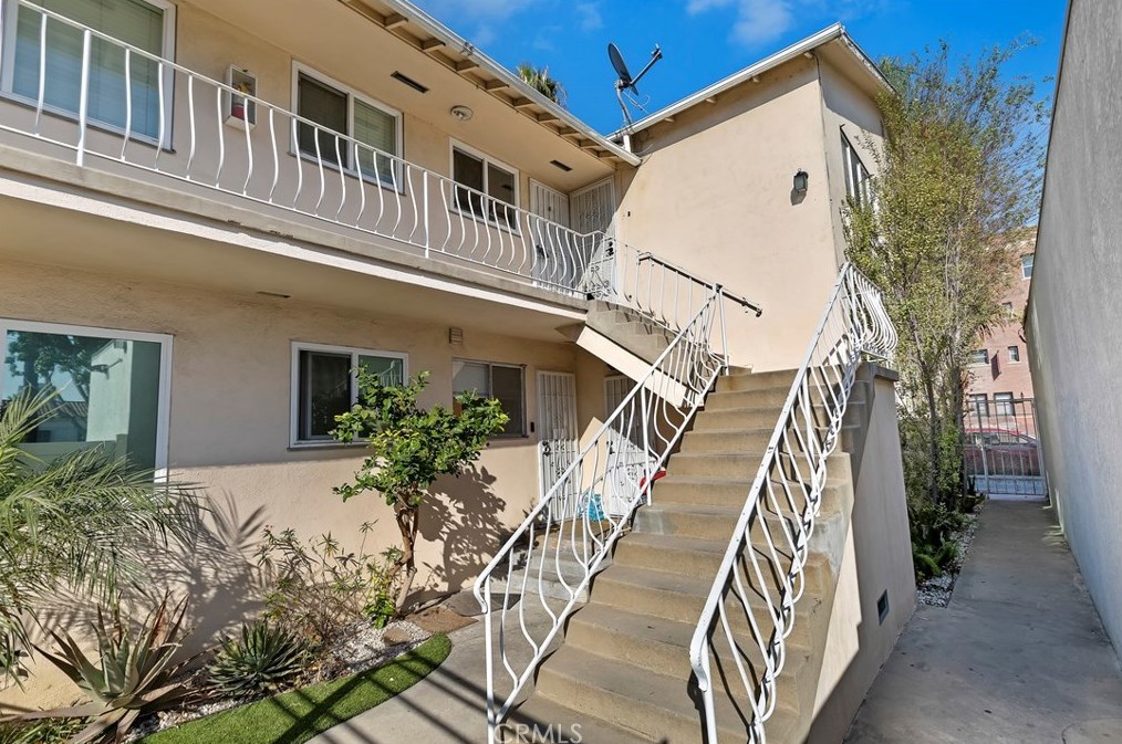 815 Pacific Ave #4, Long Beach, CA 90813
