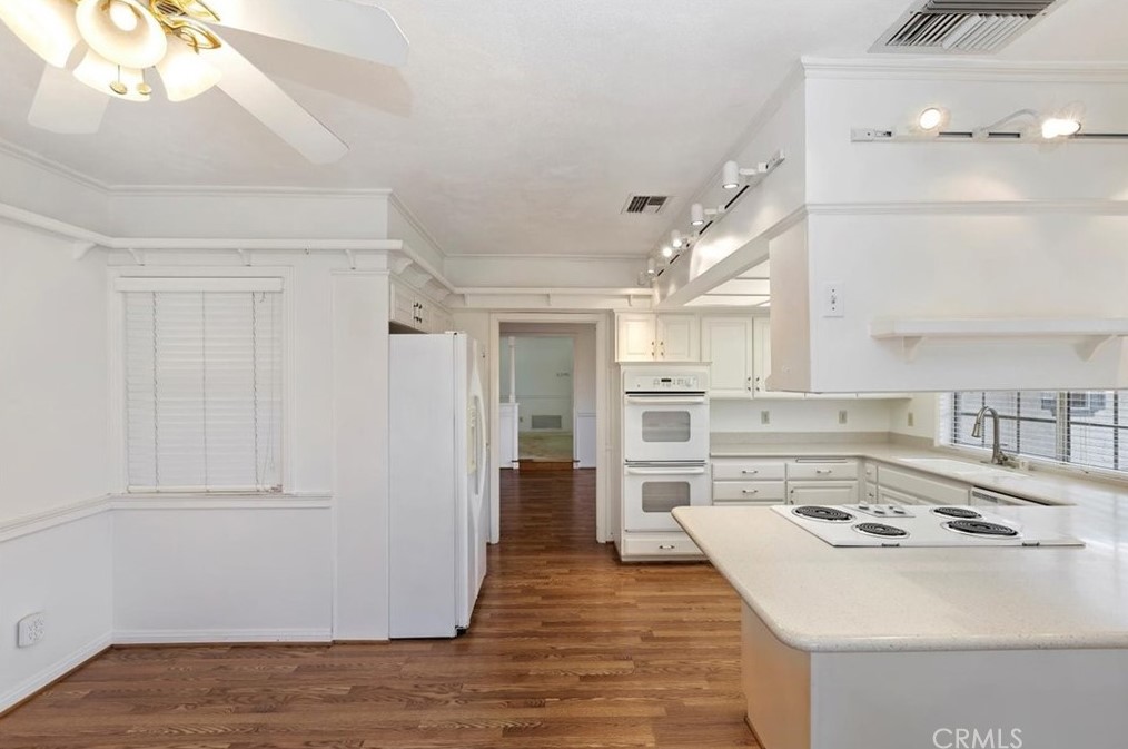 16229 Sunset Trl, Riverside CA  92506-5844 exterior