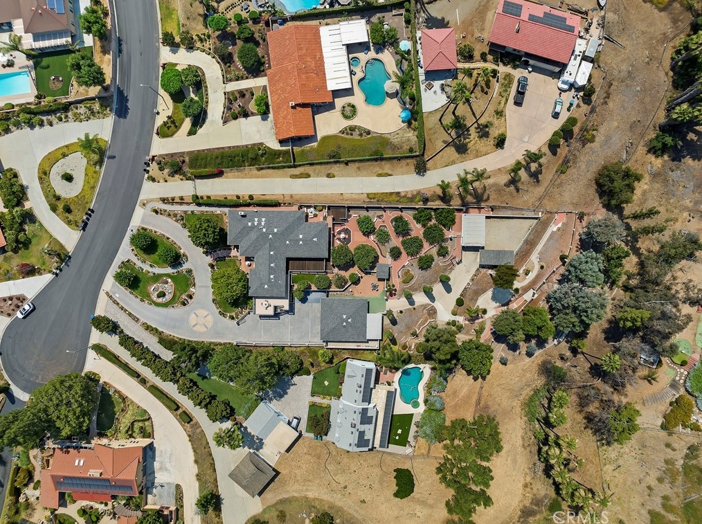 16229 Sunset Trl, Riverside CA  92506-5844 exterior