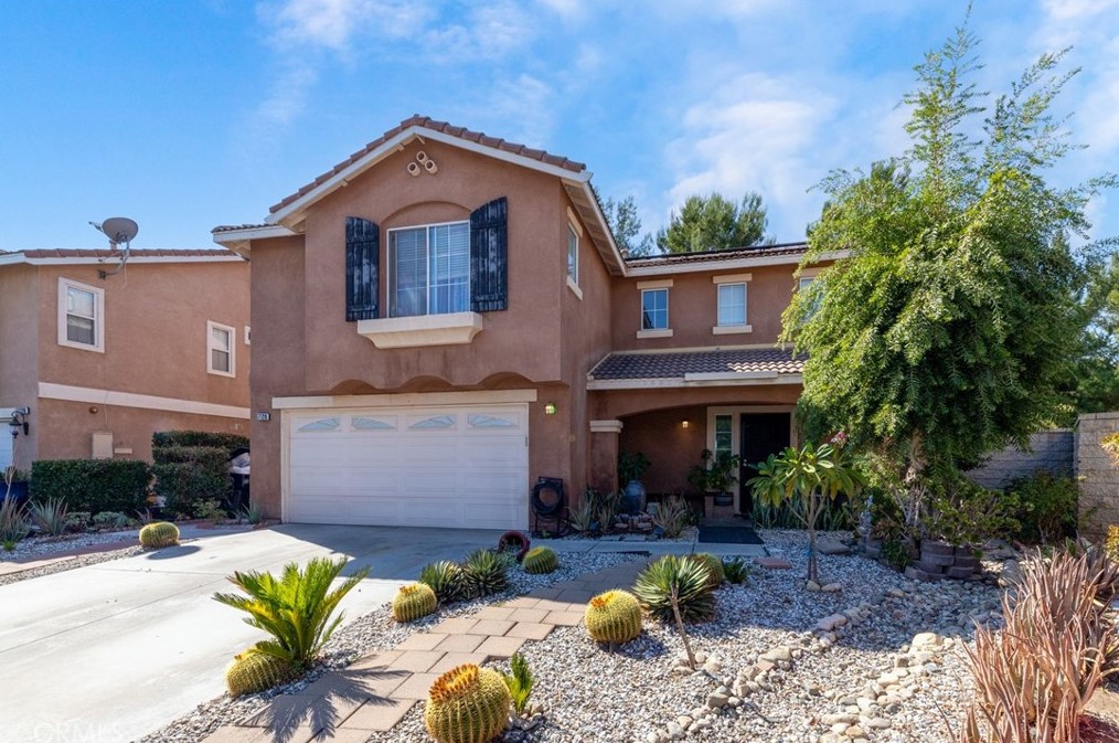 7120 Birch Tree Pl, Fontana, CA 92336