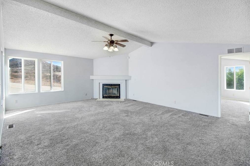38400 Voltaire Vista, Lakeview, CA 92567