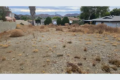 23436 Vista Way, Canyon Lake, CA 92587 - Photo 6