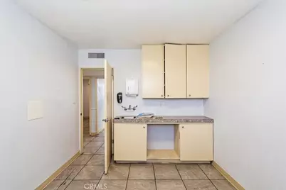1364 N Waterman Avenue, San Bernardino, CA 92404 - Photo 14