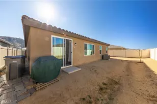 19778 Limon Ct, Riverside, CA 92507 - Photo 22