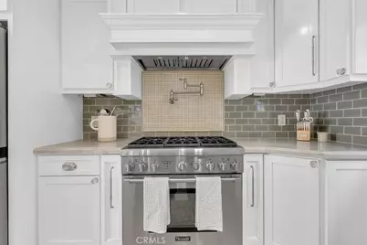 331 Walnut Street, Newport Beach, CA 92663 - Photo 12