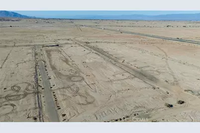 1713 Sky View Drive, Thermal, CA 92274 - Photo 8