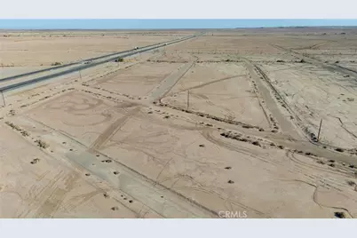 1026 Lindbergh Avenue, Thermal, CA 92274 - Photo 4