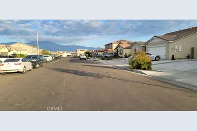 381 Britannia Rd, Hemet, CA 92543 - Photo 4