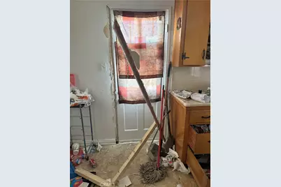 851 Flora Street, Barstow, CA 92311 - Photo 4