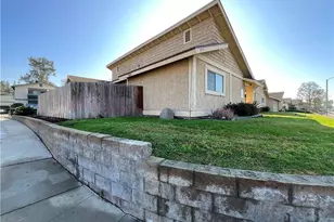1404 E Sail Ave, Orange, CA 92865 - Photo 2