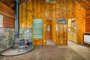 33855 Meadow Ln, Green Valley Lake, CA 92341 - Photo 4