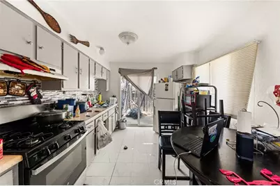 281 N Valley View Drive, Hemet, CA 92543 - Photo 4