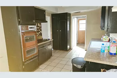 641 Kit Avenue, Hemet, CA 92543 - Photo 2