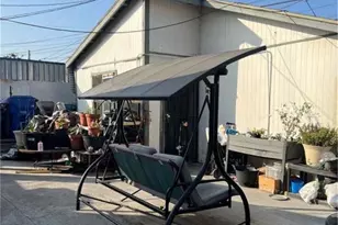 1105 E 113th St, Los Angeles, CA 90059 - Photo 2