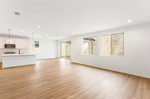 4085 Hudson Ln, Lake Elsinore, CA 92530 - Photo 2