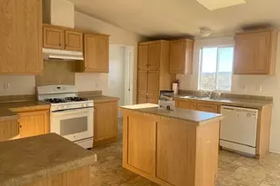 423 Delgada Ave, Yucca Valley, CA 92284 - Photo 6