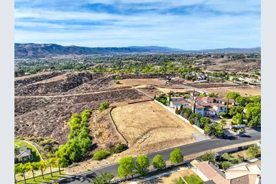 43677 Calle De Velardo, Temecula, CA 92592 - Photo 10