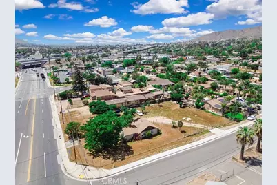 3607 Valley Way, Jurupa Valley, CA 92509 - Photo 2
