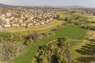 10917 Breezy Meadow Dr, Moreno Valley, CA 92557 - Photo 32